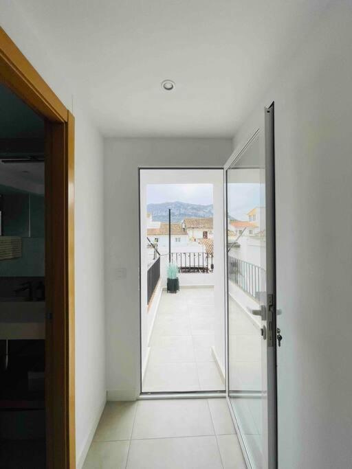Attic Apartment In Old Town Dénia Extérieur photo