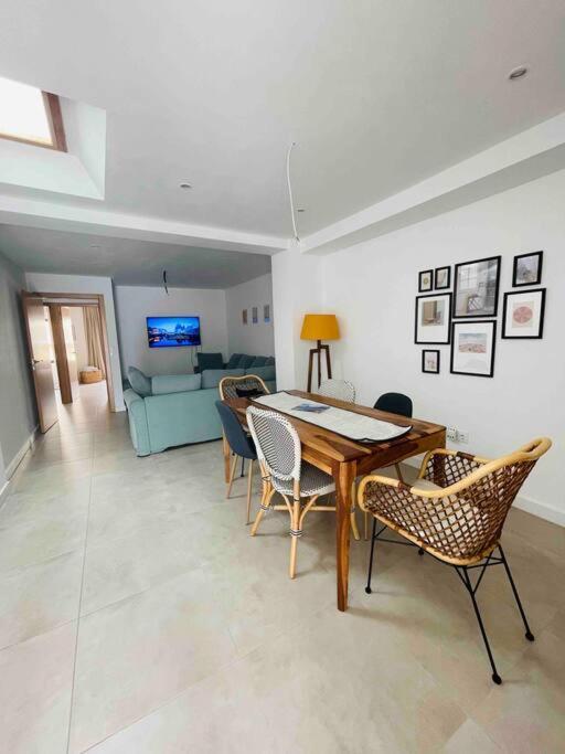 Attic Apartment In Old Town Dénia Extérieur photo